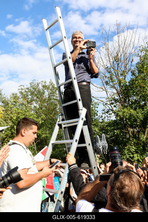 T?ntet?s Hatvanpuszt?n. A k?pen Hadh?zy ?kos.2025.09.27.Fot?:V?r?s Szil?rd-stock-foto