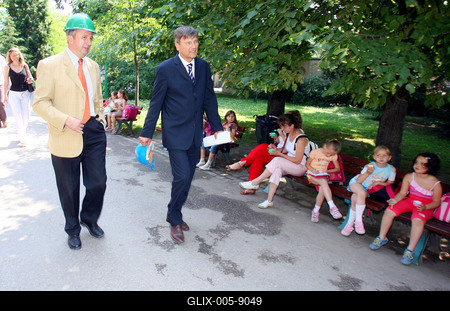 Persányi Miklós visszatérhet az állatkertbe-stock-foto