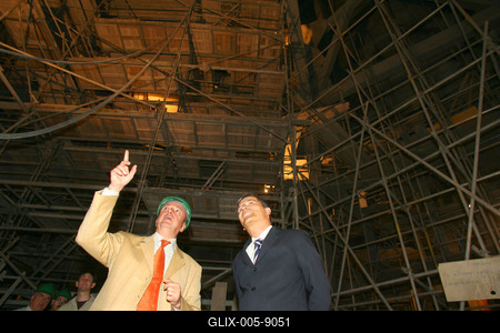 Persányi Miklós visszatérhet az állatkertbe-stock-foto