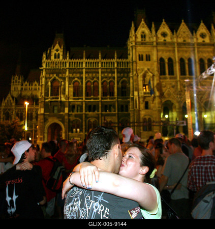 Csókrekord a Kossuth téren-stock-foto