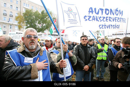 Tüntetés az egészségbiztosítási rendszer átalakítása ellen-stock-foto