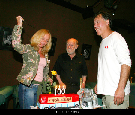 A pulóvergyűjtő századik előadása-stock-foto