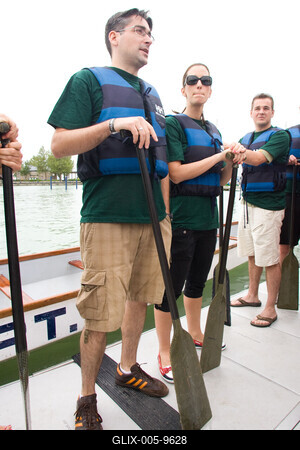 Sárkányhajó verseny-stock-foto