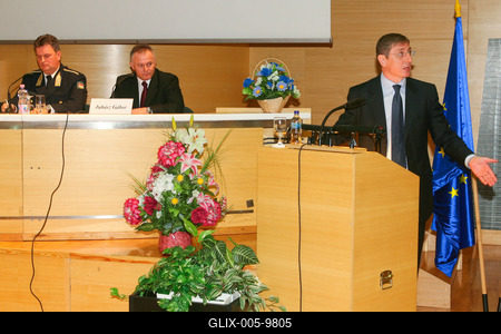 Évet értékeltek a rendőrök-stock-foto