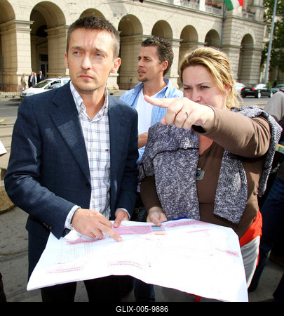 Rogán Antal a Kossuth téren tájékozódott-stock-foto