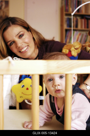 Etter Dalma és kislánya-stock-foto