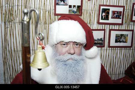 A nagykarácsonyi Mikulás-stock-foto