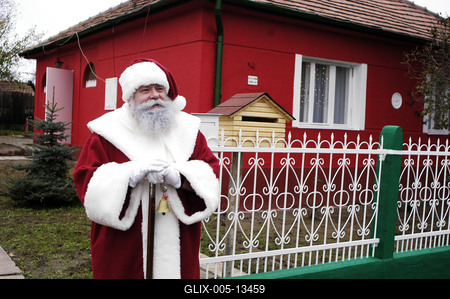 A nagykarácsonyi Mikulás-stock-foto