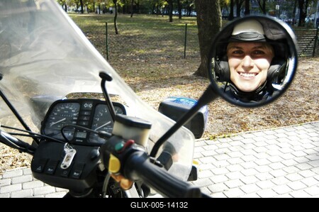 Horváth Brigitta motorosrendőr-stock-foto