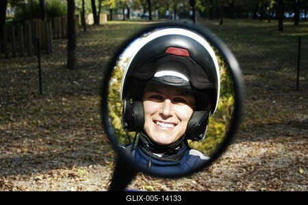 Horváth Brigitta motorosrendőr-stock-foto