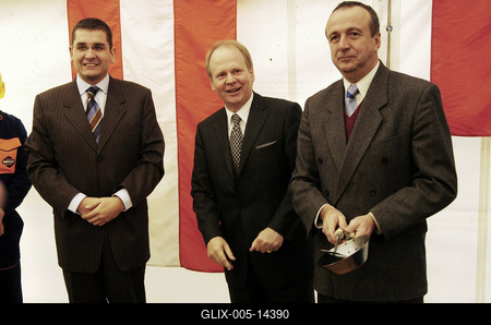 Elhelyezték az M6-os alapkövét-stock-foto