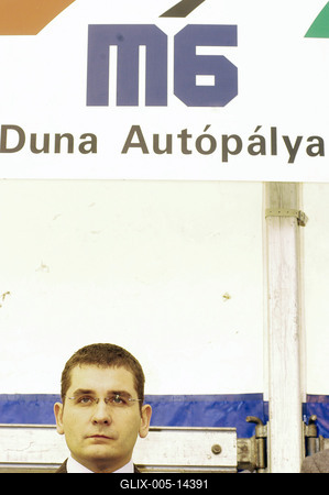 Elhelyezték az M6-os alapkövét-stock-foto