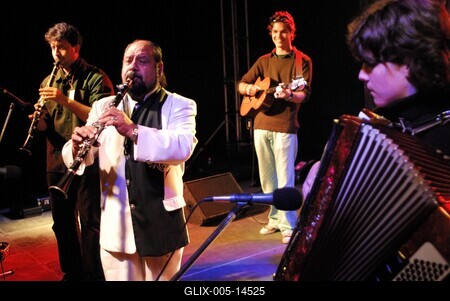 Vujicsics Együttes-stock-foto