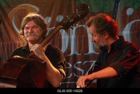 Vujicsics Együttes-stock-foto