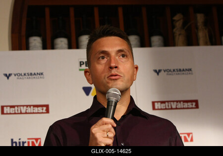 Ákos 40+ sajtótájékoztató-stock-foto