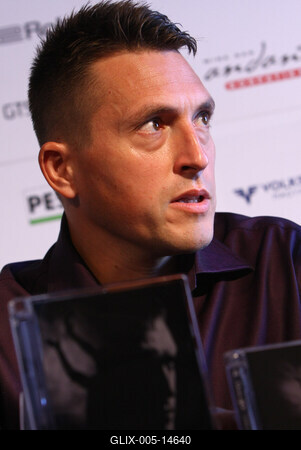 Ákos 40+ sajtótájékoztató-stock-foto