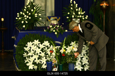 Végső búcsú Albert Györgyitől-stock-foto