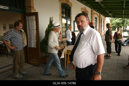 Állomás - A Duna TV saját gyártású sorozata-stock-foto