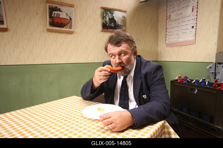 Állomás - A Duna TV saját gyártású sorozata-stock-foto