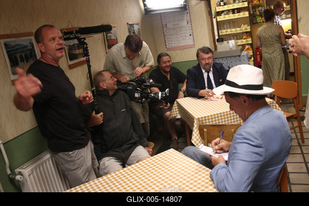 Állomás - A Duna TV saját gyártású sorozata-stock-foto