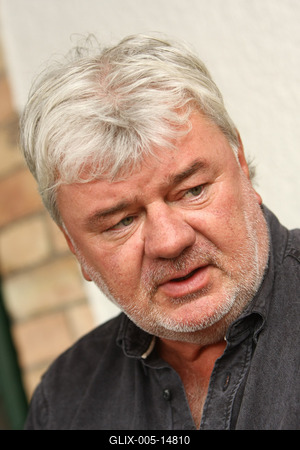 Állomás - A Duna TV saját gyártású sorozata-stock-foto