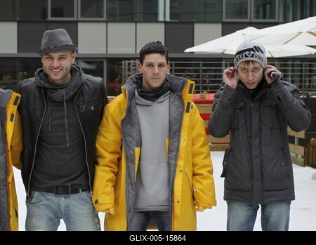 Új műjégpálya nyílt a Corvin Bevásárlóközpont tetején-stock-foto