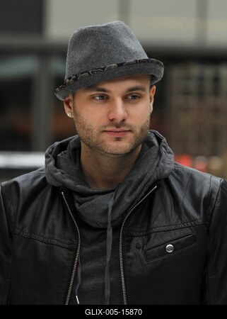 Új műjégpálya nyílt a Corvin Bevásárlóközpont tetején-stock-foto