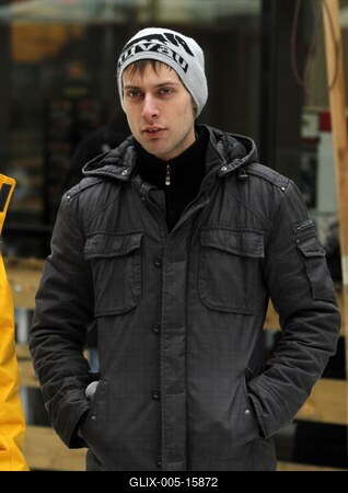 Új műjégpálya nyílt a Corvin Bevásárlóközpont tetején-stock-foto