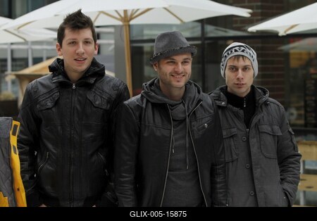 Új műjégpálya nyílt a Corvin Bevásárlóközpont tetején-stock-foto