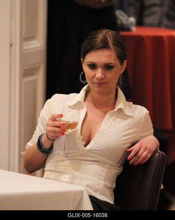 Délután - kétszereplős kávéházi életszelet-stock-foto