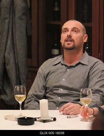 Délután - kétszereplős kávéházi életszelet-stock-foto