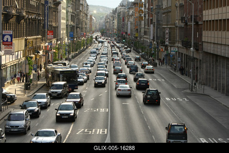 Vasárnapi forgalom-stock-foto