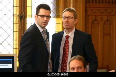 Bajnai Gordon miniszterelnök megnyitja az új kormány első ülését-stock-foto