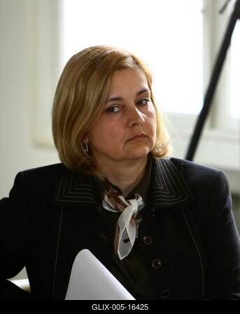 Kapcsold ki! sajtótájékoztató-stock-foto