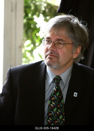 Kapcsold ki! sajtótájékoztató-stock-foto