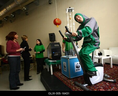 Kapcsold ki! sajtótájékoztató-stock-foto