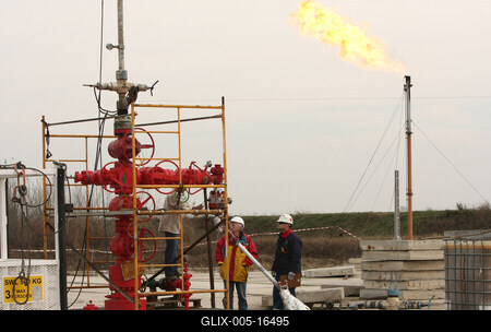 Földgáz-kitermelés, Makói-árok-stock-foto