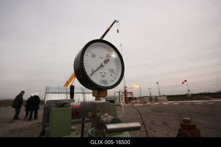 Földgáz-kitermelés, Makói-árok-stock-foto