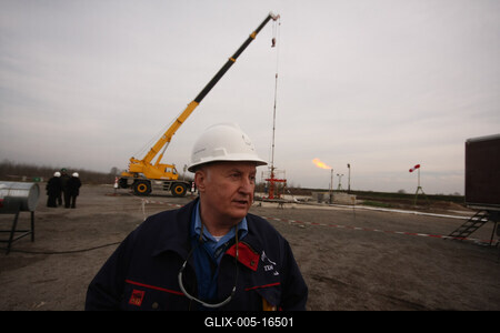 Földgáz-kitermelés, Makói-árok-stock-foto