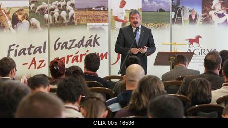 Fiatal Gazda Konferencia 2011-stock-foto
