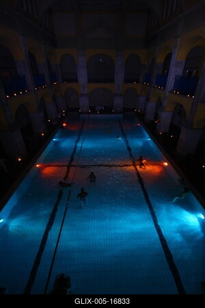 Fürdők Éjszakája-stock-foto