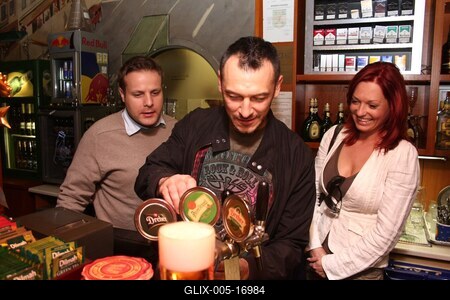 Gyermekétkeztetési akció-stock-foto