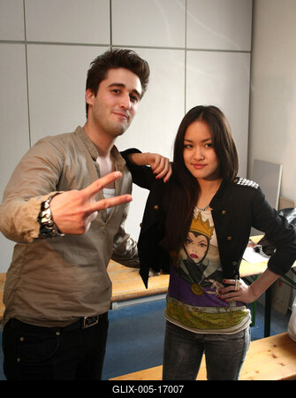 Gézengúzok - új sorozat a Duna TV-n-stock-foto