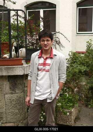 Gézengúzok - új sorozat a Duna TV-n-stock-foto