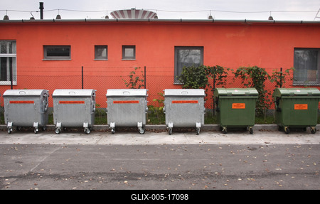 Hulladékudvar a XVIII. kerületben-stock-foto