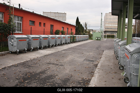 Hulladékudvar a XVIII. kerületben-stock-foto