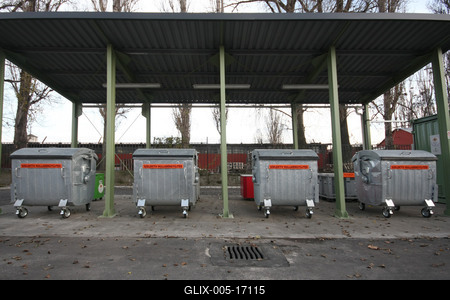 Hulladékudvar a XVIII. kerületben-stock-foto