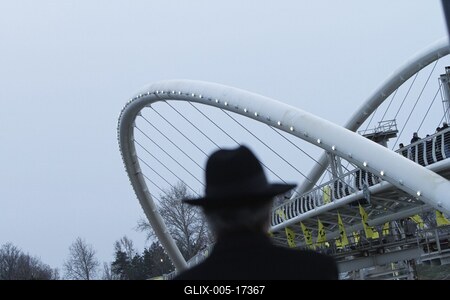 A szolnoki Tiszavirág híd avatója-stock-foto