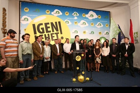 Választások éjszakája - második forduló-stock-foto