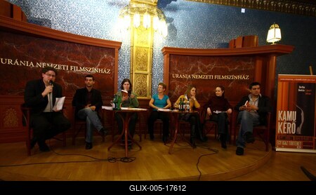 A "Kamu Kérő" című könyv bemutatója-stock-foto